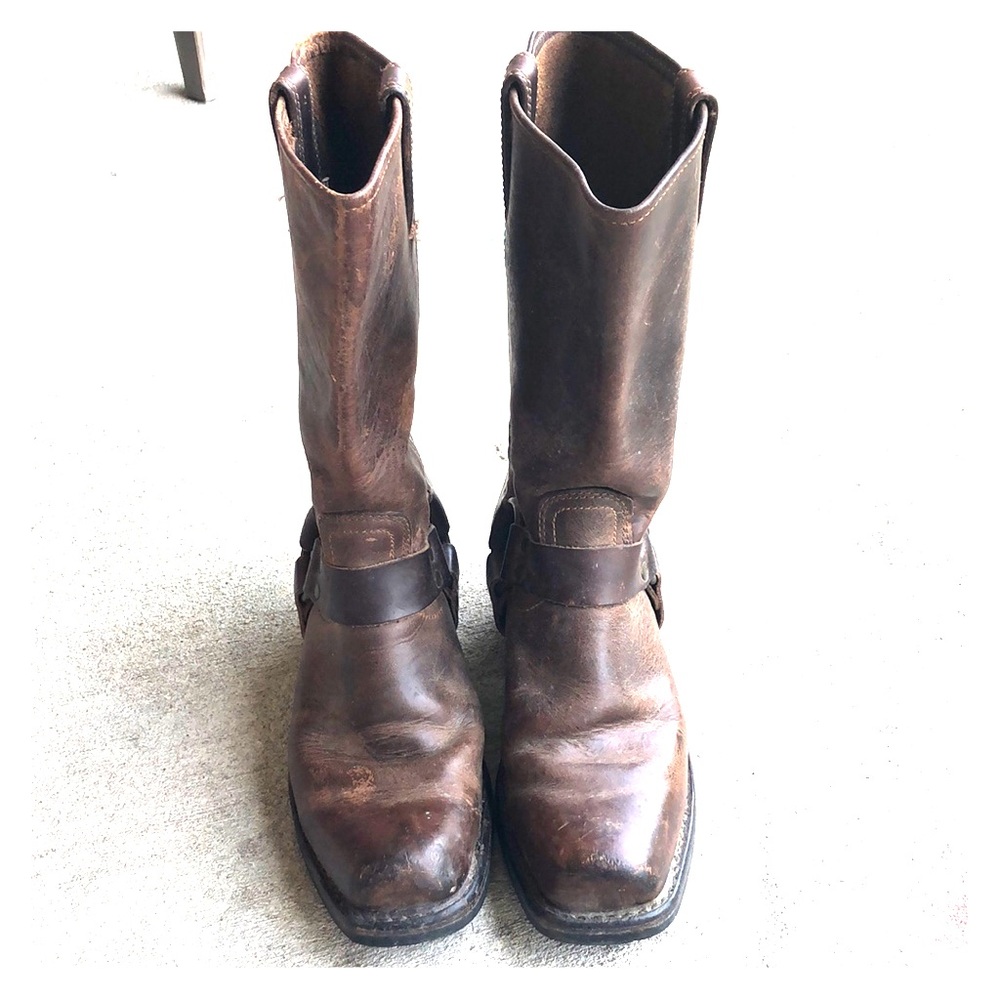 Mid calf pull on Frye boots